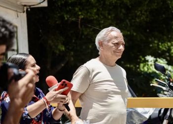 Revocan prisión preventiva a exdirector de Pemex; seguirá proceso en libertad tras disculpa pública a su esposa