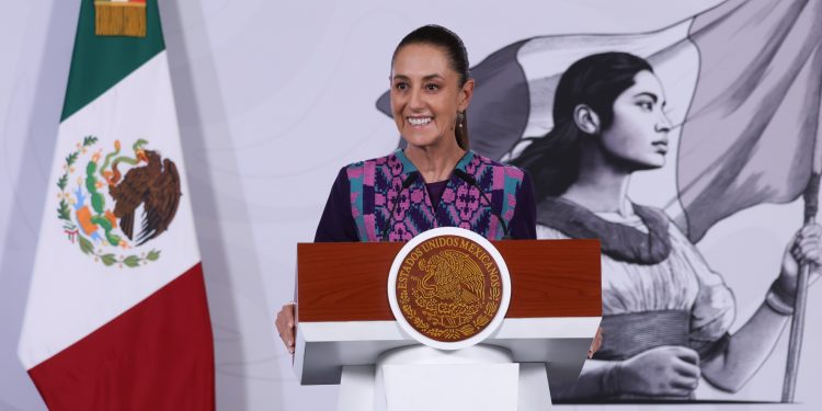 Sheinbaum cierra la puerta a debate CNTE-Gobierno en la mañanera: “No es un foro de confrontación”