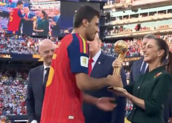 Sheinbaum acompaña a Trump y Carney en la premiación de la final del Mundial 2026