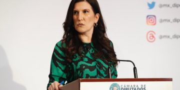 “Ernesto Ruffo es un preso político”, afirma Kenia López; ve cortina de humo por huachicol fiscal
