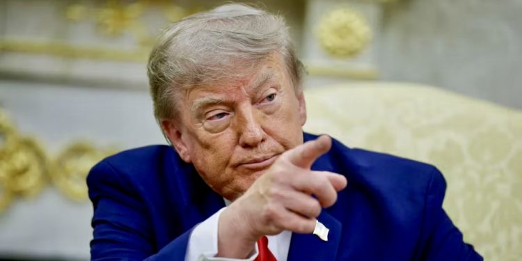 Trump impone arancel de 10% a México por trabajo forzado; Ebrard asegura que T-MEC protege 80% de exportaciones