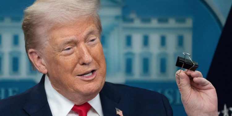Trump minimiza el T-MEC: “No me importa”; asegura que México y Canadá necesitan más a EU