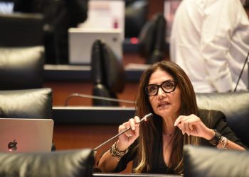 Barrales va contra el registro obligatorio de celulares con CURP; propone eliminar la medida