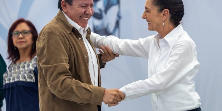 Zacatecas será el primer estado con becas garantizadas desde primaria hasta universidad; apoyos podrán extenderse por 16 años