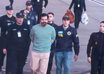“Que se haga justicia”: Sheinbaum sobre excontraalmirante Fernando Farías, señalado por huachicol fiscal