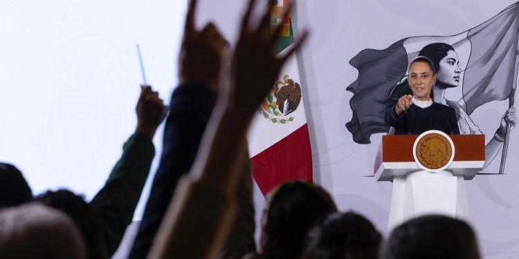 Ayotzinapa: Sheinbaum anuncia que se harán públicas nuevas líneas de investigación antes del 26 de septiembre