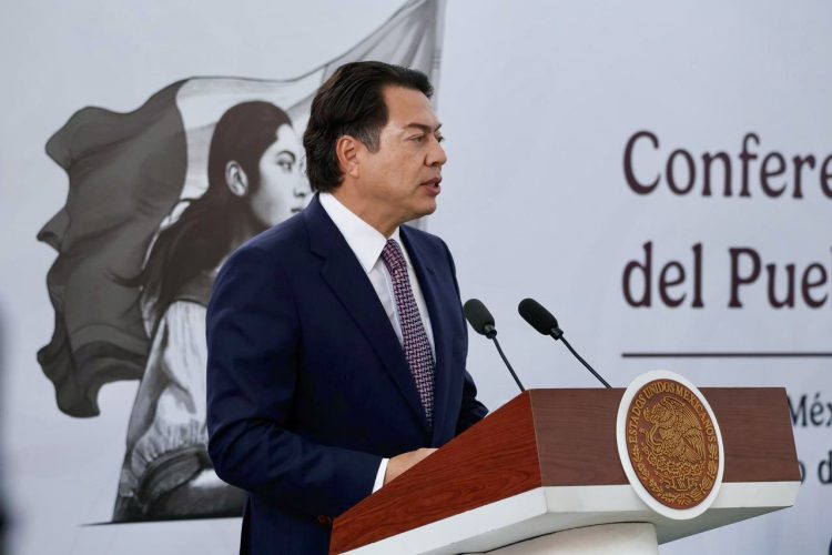 81% de maestros pide reglas para regular el uso de celulares en las escuelas