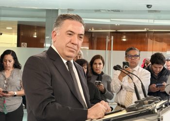 Inzunza rechaza vínculos con el narco y se niega a pedir licencia: “Soy inocente”