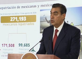 México recibe a 271 mil repatriados en 19 meses; casi 100 mil regresaron por vía aérea