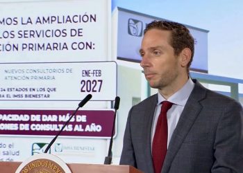 Gobierno ampliará atención primaria con 12 mil 750 consultorios y 6 mil 567 farmacias del Bienestar