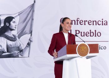 Sheinbaum rechaza llamar “escuelas militarizadas” a planteles privados y defiende protección de la niñez
