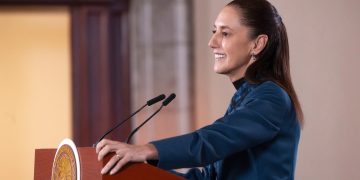 Sheinbaum acepta cambios a reglas de derechos de las audiencias, pero advierte: defensor y Código de Ética “no están en discusión”