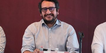 ¡Le quitan la visa! López Beltrán acusa a Rubio y Landau de ordenar veto para entrar a EU