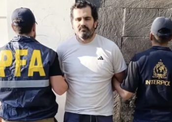 ¡Trasladan a México al contralmirante Fernando Farías detenido en Argentina por huachicol fiscal!