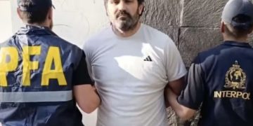 ¡Trasladan a México al contralmirante Fernando Farías detenido en Argentina por huachicol fiscal!