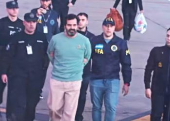 Fernando Farías llega a México, es ingresado al Altiplano tras su expulsión de Argentina