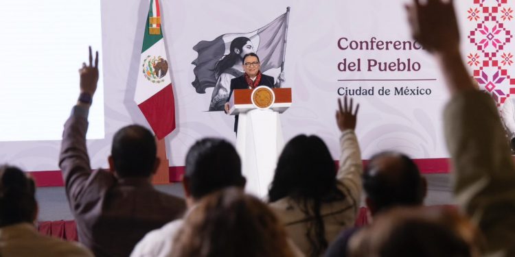 Gobierno pide austeridad al INE, Poder Judicial y organismos autónomos rumbo al presupuesto 2027