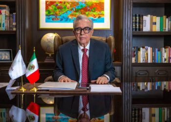 Gobernadores de Morena cierran filas con Sheinbaum y exigen a Rocha Moya actuar con “madurez y responsabilidad”