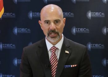 Director de la DEA acusa que funcionarios de alto nivel en México colaboran con cárteles