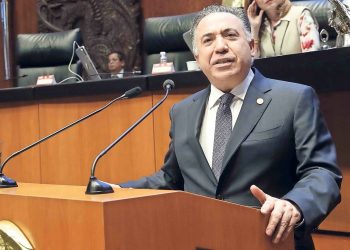 Inzunza rompe con Morena y acusa campaña de “lawfare”; ejercerá como senador independiente