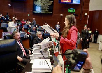 Paloma Sánchez encara a Enrique Inzunza en el Senado por los 730 días de violencia en Sinaloa
