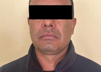 Detienen a alcalde de Esperanza, Puebla y a ocho más por robo, extorsión y secuestro; aseguran arsenal y vehículos blindados