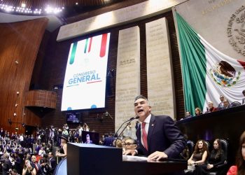 Alejandro Moreno llama a un “solo frente” opositor para derrotar a Morena en 2027 y 2030