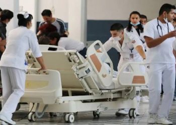 Sufre violencia 54% de los médicos residentes en México; CNDH alerta de crisis estructural