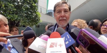 Noroña ironiza sobre su relación con Higinio Martínez: “Será telepática”