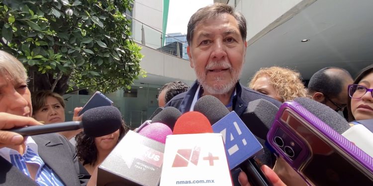 Noroña ironiza sobre su relación con Higinio Martínez: “Será telepática”