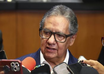 “Sí hay votos”: Higinio Martínez da por amarrada reforma sobre doble nacionalidad