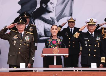 Sheinbaum encabeza homenaje a los Niños Héroes; Fuerzas Armadas refrendan defensa de la soberanía