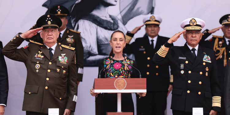Sheinbaum encabeza homenaje a los Niños Héroes; Fuerzas Armadas refrendan defensa de la soberanía