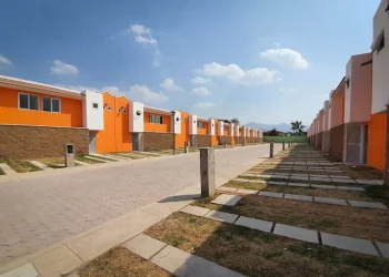 Vivienda social vuelve al centro de la política federal; gobierno proyecta 1.8 millones de casas