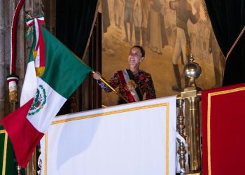 Sheinbaum renueva el Grito de Independencia con nuevas arengas a héroes, migrantes y pueblos originarios