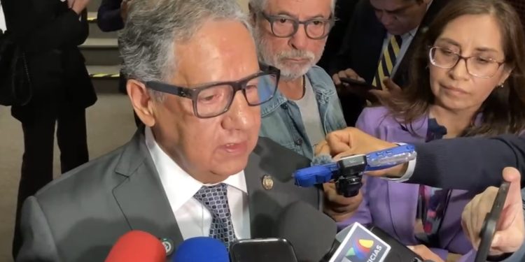 Higinio Martínez llama a superar inconformidades y preservar la alianza de Morena con PT y Verde