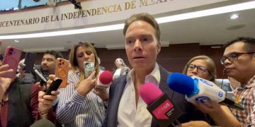 Pide Manuel Velasco mantener unidad de Morena, Verde y PT rumbo a 2027
