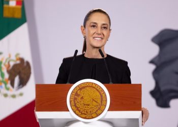 Sheinbaum se deslinda de disputa Morena-PT y respalda encuestas para definir coordinadores