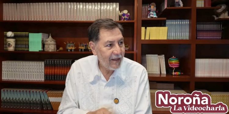 Noroña advierte: grabará y exhibirá a quienes lo increpen en la calle