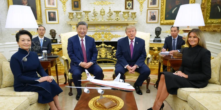 Trump recibe a Xi Jinping en Washington; buscan contener tensiones entre EU y China