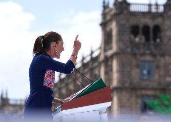 Sheinbaum cierra gira en el Zócalo: “Ninguna potencia extranjera decidirá el futuro de México”