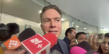 Verde acelera en 2027; Velasco pide respetar encuestas y privilegiar la unidad 