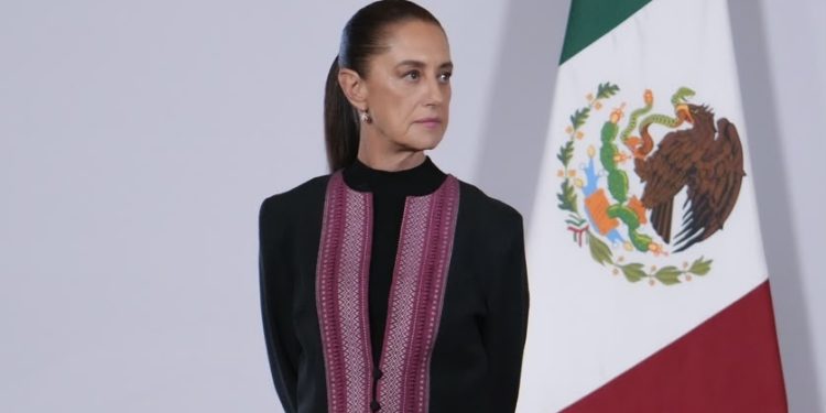 Sheinbaum rechaza respaldo a una intervención extranjera y reivindica la soberanía de México