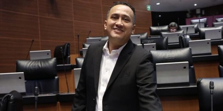 Busca Antonino Morales impedir que juicios familiares frenen terapias de menores 