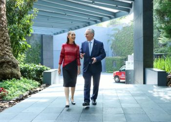 Sheinbaum anuncia inversión de 8.4 billones de pesos y eliminación de multas fiscales en 2027 
