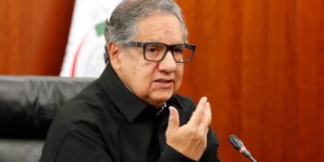 Higinio Martínez exige a Sheinbaum una cruzada anticorrupción: “Caiga quien caiga”