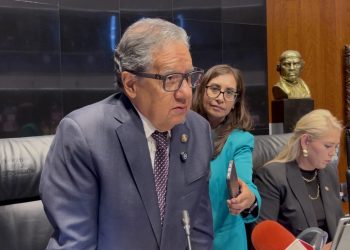 Higinio Martínez da por superada polémica con embajador de EU por academia policial en Querétaro