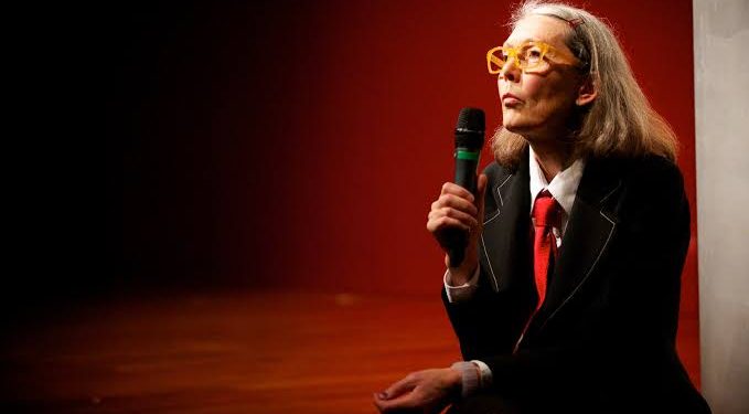 Anne Carson gana el Nobel de Literatura 2026 por reinventar la tradición clásica