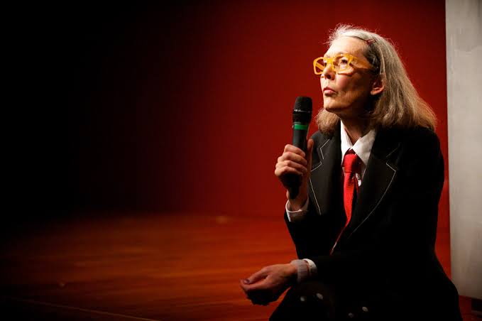 Anne Carson gana el Nobel de Literatura 2026 por reinventar la tradición clásica