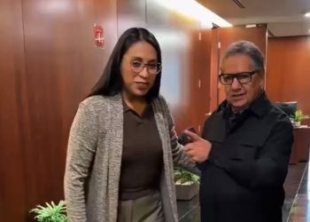 Higinio Martínez recibe en el Senado a Nancy Nápoles, alcaldesa vinculada a proceso por secuestro simulado